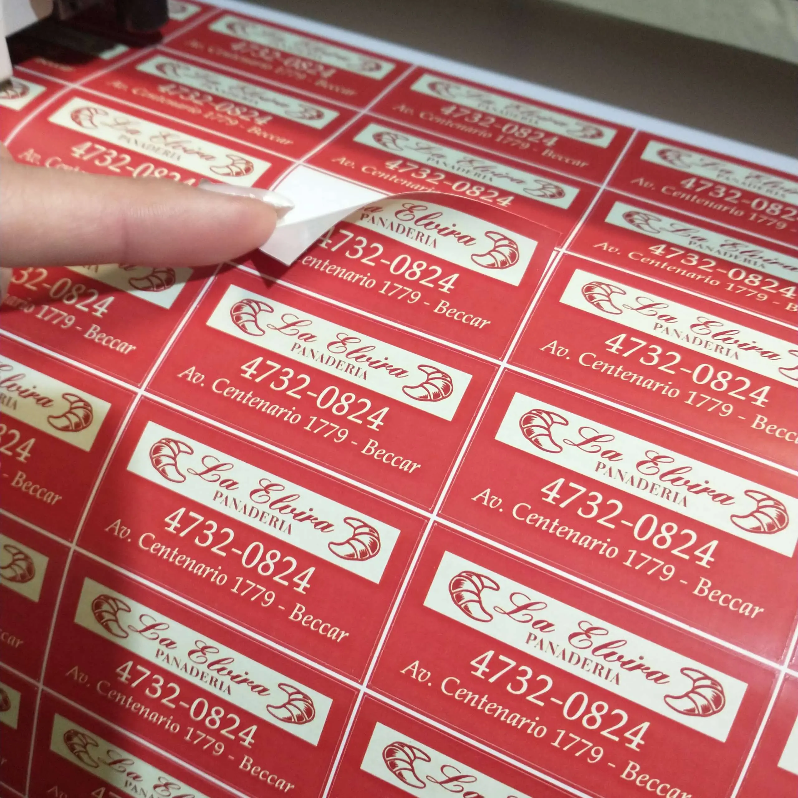 Imprenta de Autoadhesivos: Guía Completa para la Selección del Papel Adecuado - Cómo se llama el papel autoadhesivo para imprimir imprenta autoadhesivos - Cómo se llama el papel autoadhesivo para imprimir