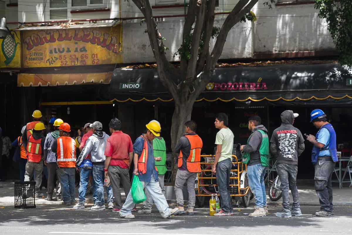 Salario Mínimo: Gráfica y Análisis 2024 - Cuánto aumentó el salario mínimo en 2024 en México salario minimo grafica - Cuánto aumentó el salario mínimo en 2024 en México