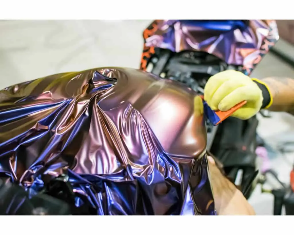 Cómo Proteger la Gráfica de tu Moto: Guía Completa - Dónde puedo poner vinilo a mi moto como proteger grafica de moto - Dónde puedo poner vinilo a mi moto